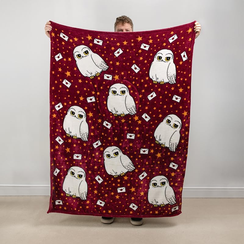 Paladone Harry Potter Hedwig 2-in-1 Cushion Blanket - Officially Licensed Harry Potter Travel Blanket, Foldable Soft Fluffy Throw, Compact Design for Living Room or Bedroom Decor - Image 5