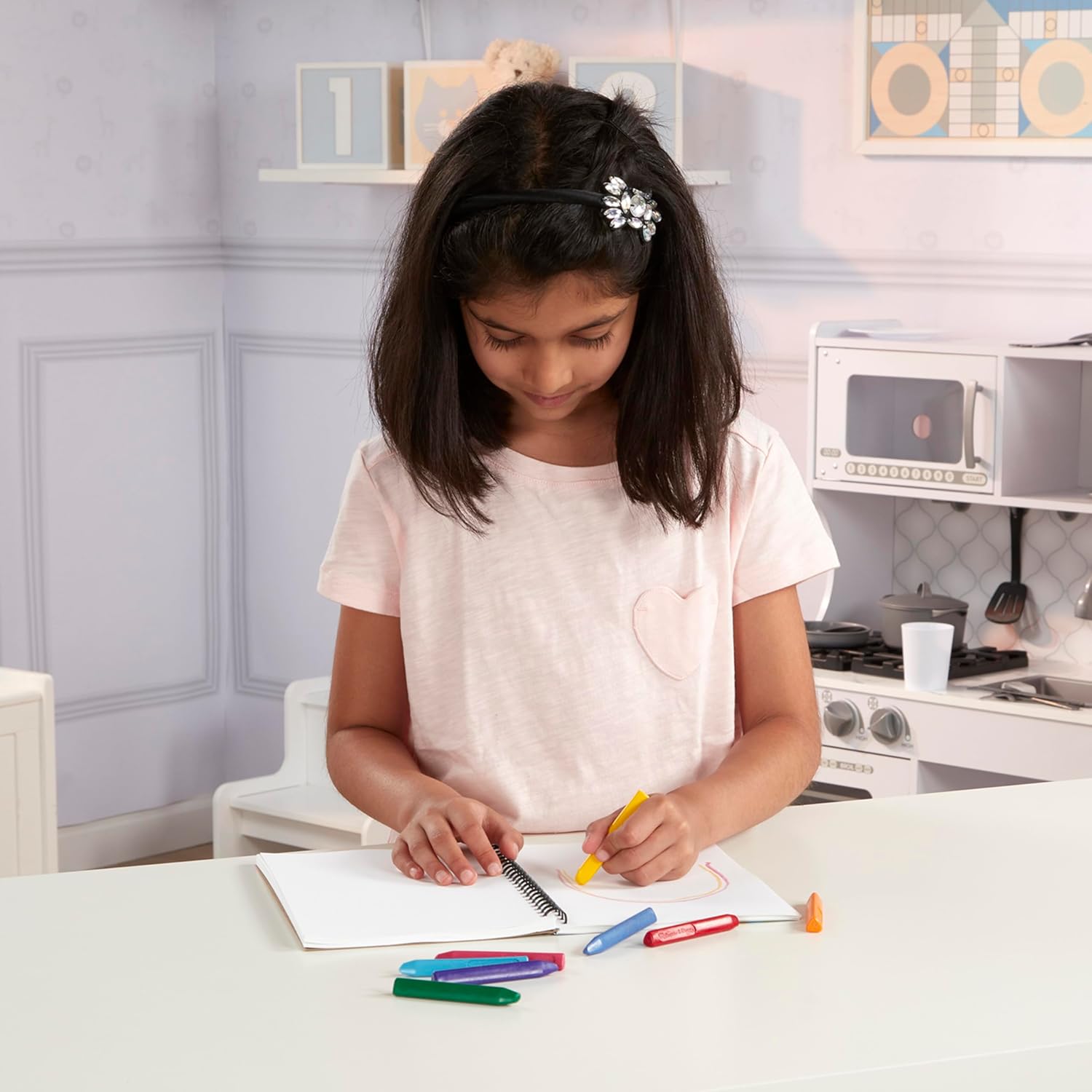 Melissa & Doug Mini-Sketch Pad, Spiral-Bound Drawing Paper, 4-Pack Bundle for Coloring, Writing or Painting (6 x 9 inches) 50 Sheets Each, Kids Drawing Pad & Art Supplies for Kids Ages 3+ - Image 8